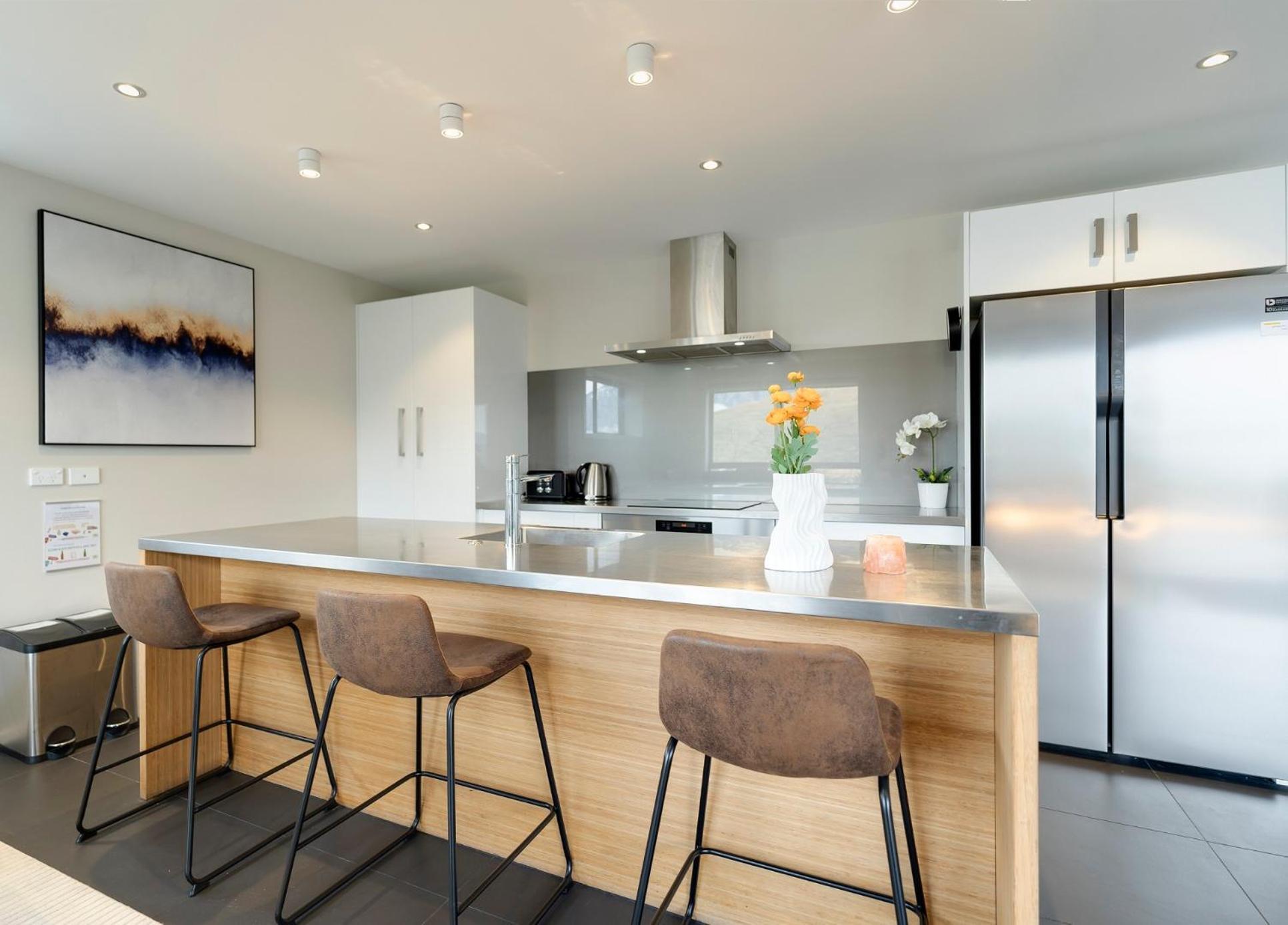 Queenstown Lake And Mountain View Retreat Free Wifi Free Street Parking Exterior foto